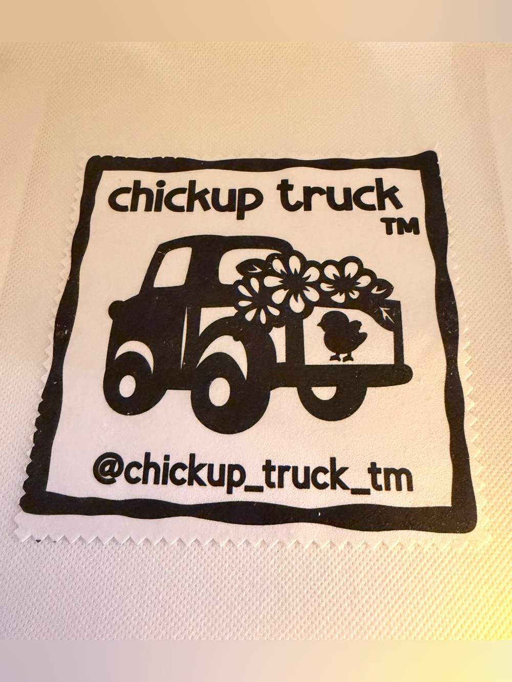 Chickup Truck™ Eyeglass/Cell Phone Screen Cleaning Cloth-Black & White-NWT 🖤🛻🖤